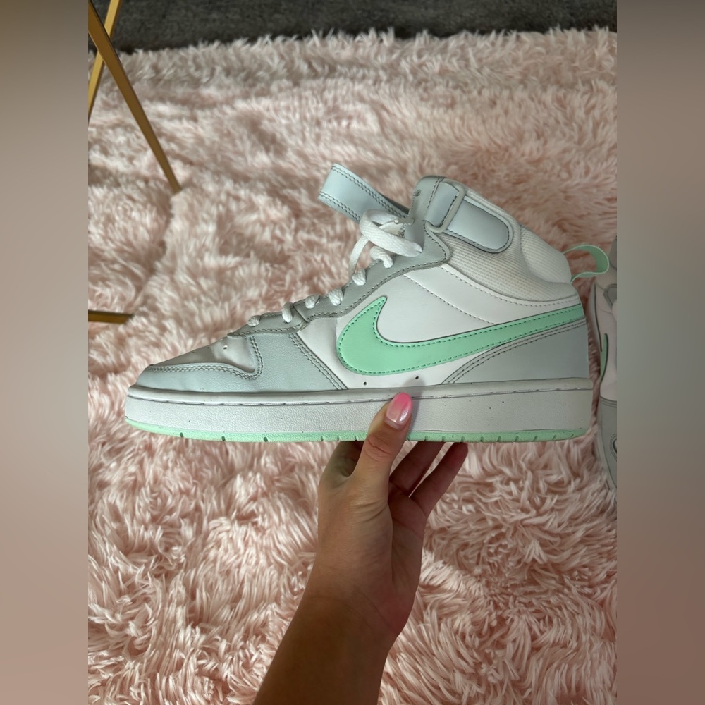 Nike shoes